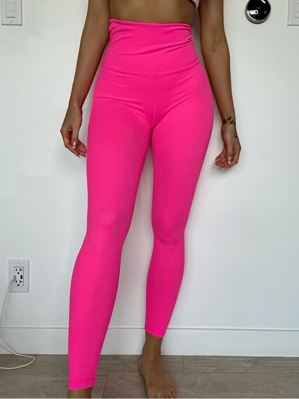 High-Waist Neon Pink Active Leggings